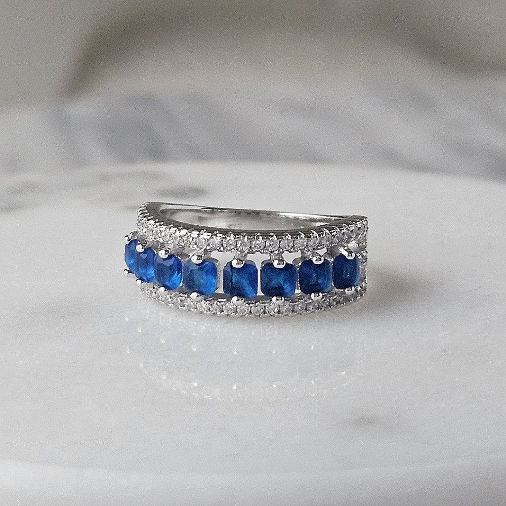 STERLING SWAROVSKI SAPPHIRE ETERNITY BAND - Picture 2 of 3